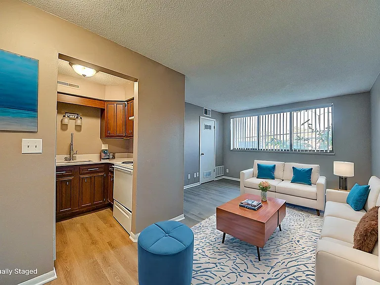 1215 Oakland Rd NE #44 — Photo 2