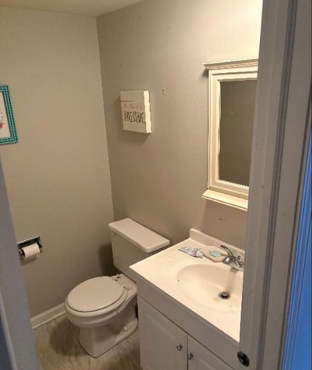 1st image of 224 E Bailey Rd APT G