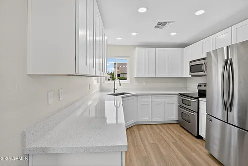 2455 E Broadway Rd Photo 1