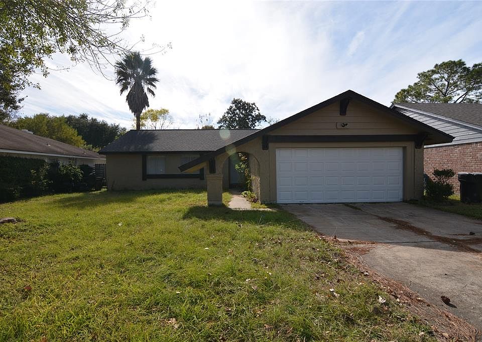 1st image of 258 La Fonda Dr