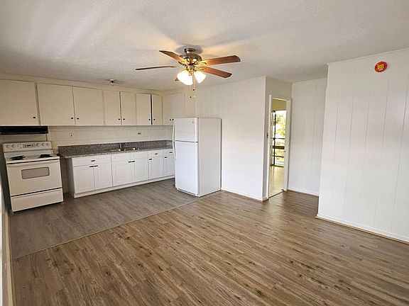 2nd image of 50B Maile St Unit 7