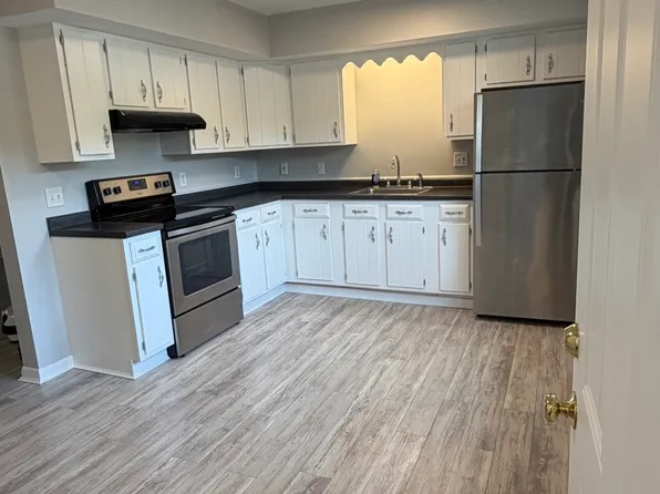 245 Gray Rd #1, Windham, ME 04062