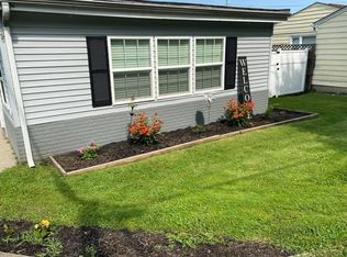 211 N Alley St, Westport, IN 47283