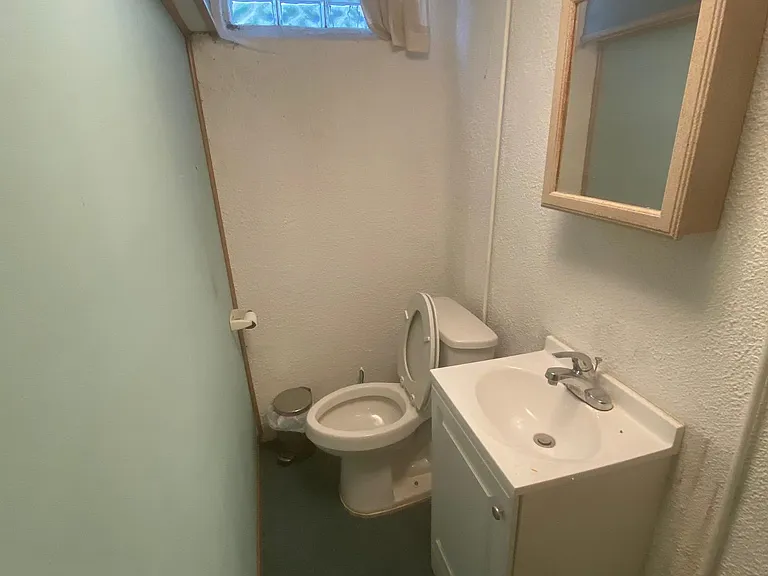 28137 Aline Dr — Photo 21