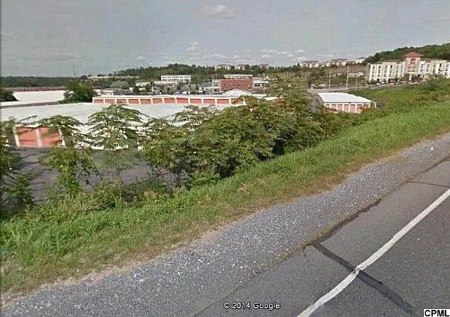 2nd image of 8001 Grayson Rd