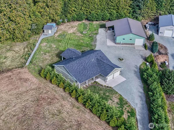19443 Oakleaf Lane, Sedro Woolley, WA 98284