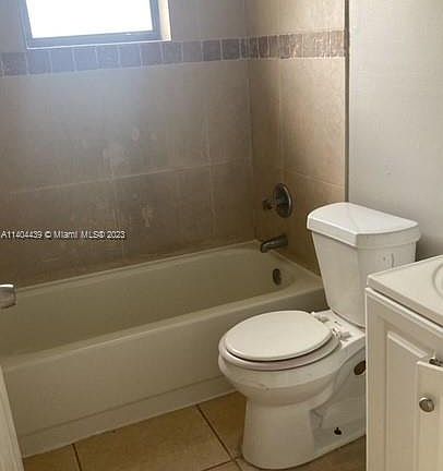 5th image of 5869 Aurora Ct