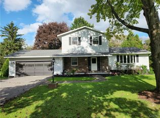 5084 Reinman Rd, Syracuse, NY 13215