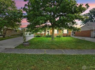 569 Nevada Dr, Xenia, OH 45385