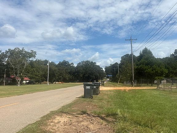 5th image of 12965 Gum Swamp Rd