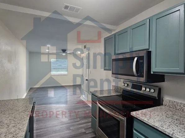 403 Main - Mount Vernon, 403 Main St E #11, Mount Vernon, TX 75457