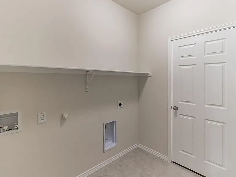 804 Cormorant St — Photo 15