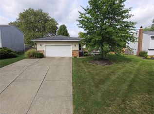 568 Carolyn Dr, Brunswick, OH 44212