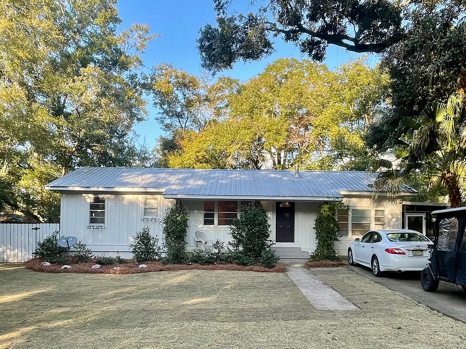 163 Orange Ave