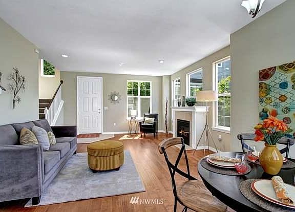 3rd image of 22635 NE 5th Ln