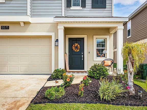 3rd image of 5571 BRAKEN FERN WAY