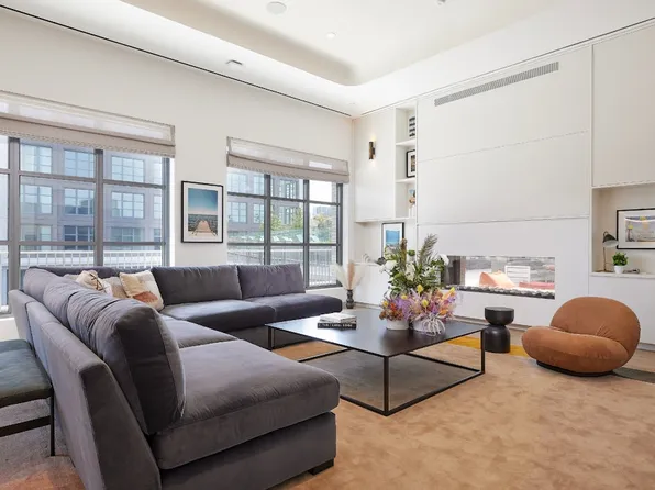 160 Front Street image 49 of 54