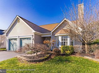 36 Oakmont Rd, Lakewood, NJ 08701