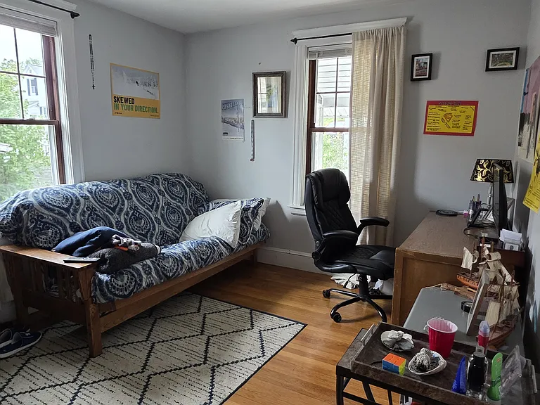 138 Nonantum St — Photo 16