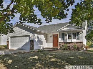 6534 Upper 22nd St N, Oakdale, MN 55128