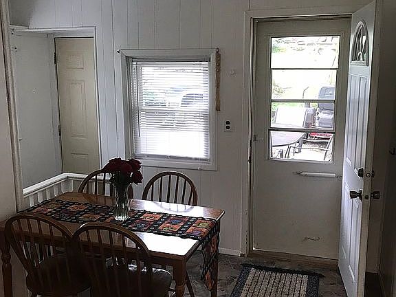 2nd image of 411 N Hazel St