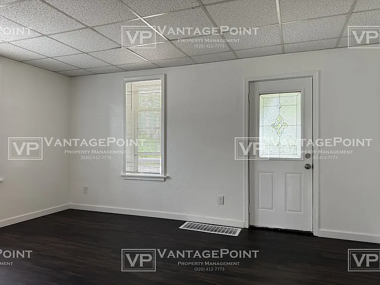 420 E Pine St — Photo 5