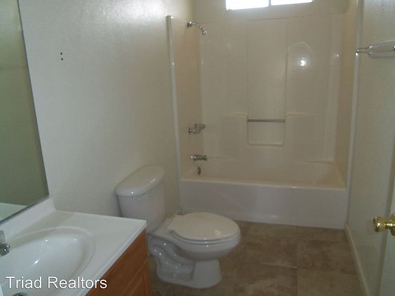 5th image of 5569 Mariposa Ave