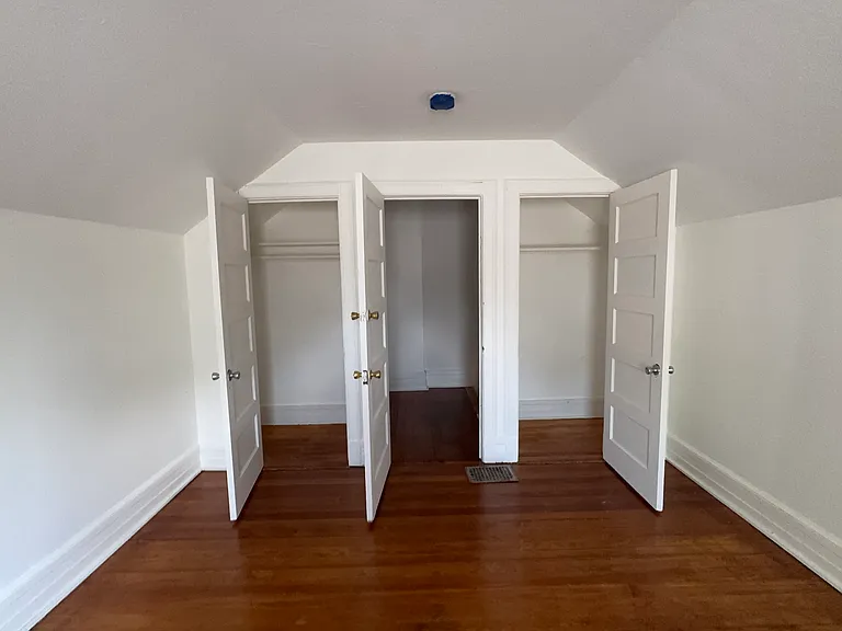 270 East Ave — Photo 7