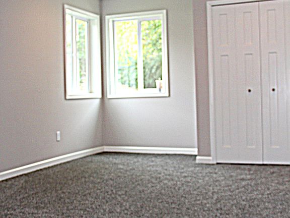 4th image of 700 Hillwood Dr