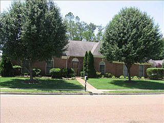 1st image of 9055 Park Crest Dr