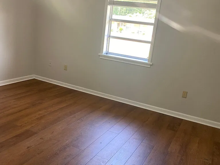 3044 Oakcrest Dr — Photo 16