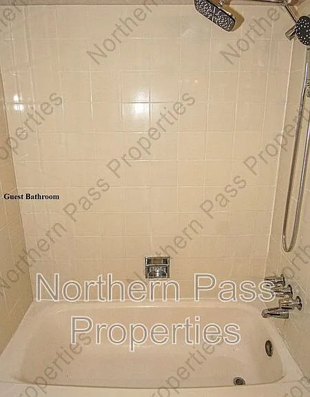 4553 General Maloney Cir — Photo 16