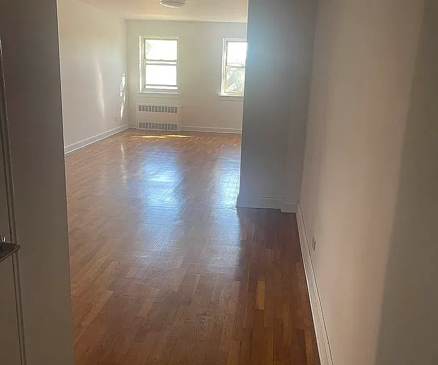 140-35 Burden Cres #403