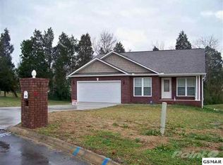 318 Joshua Landing Ct, Seymour, TN 37865