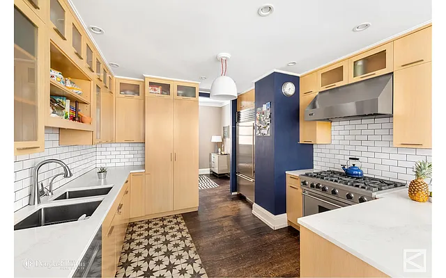 Sold by Douglas Elliman | media 6