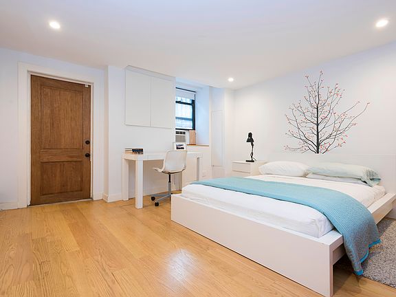 4th image of 86 Vanderbilt Ave #1