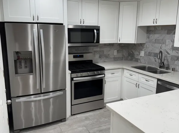 7962-7960 Samantha Way, Sacramento, CA 95828