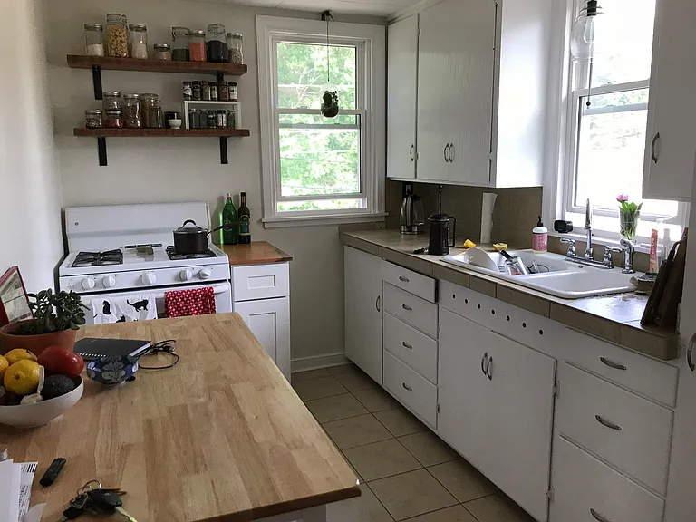 1315 29th Ave NE #2 — Photo 9