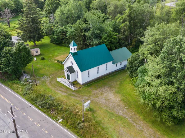 3878 State Route 492, New Milford, PA 18834