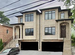 55 W Edsall Ave UNIT B, Palisades Park, NJ 07650