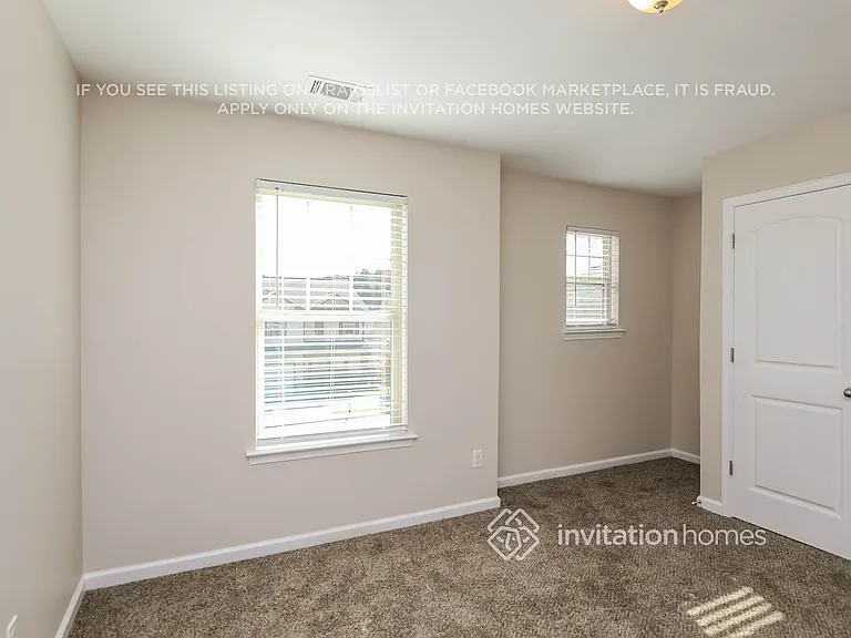 1124 Easley Ct — Photo 10