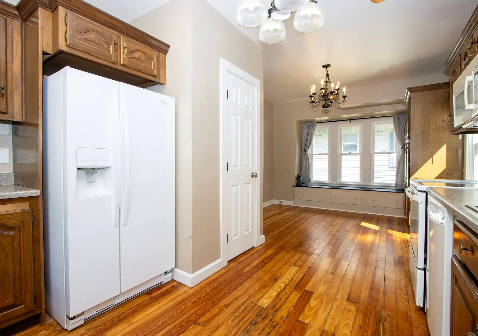 Two Bedroom - Single Family Home — Photo 4