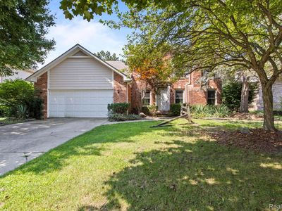 1709 Weyhill Dr, Wixom, MI, 48393
