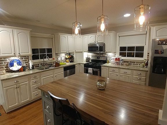 5th image of 2431 Gawain Dr