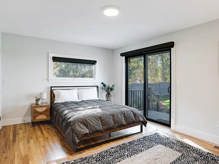 470 Harbor Ln — Photo 19