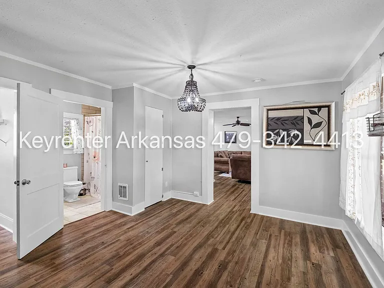 255 W Lawson St #2 — Photo 13