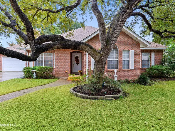 2549 River Place Blvd, Biloxi, MS 39531