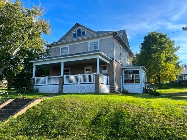 106 South St, Cazenovia, WI 53924