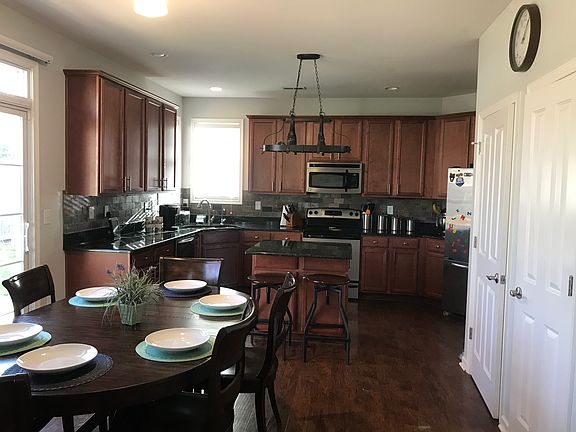 5th image of 2420 Brush Creek Ln