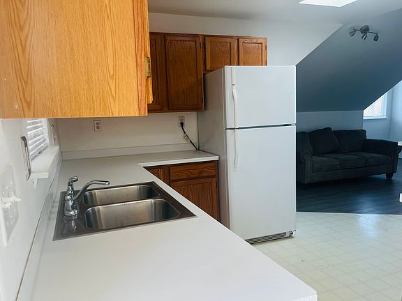 4th image of 1538 Market St #3
